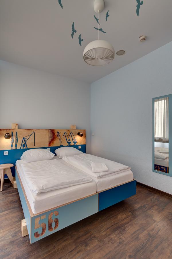 Meininger Hotel Hamburg City Center Екстер'єр фото