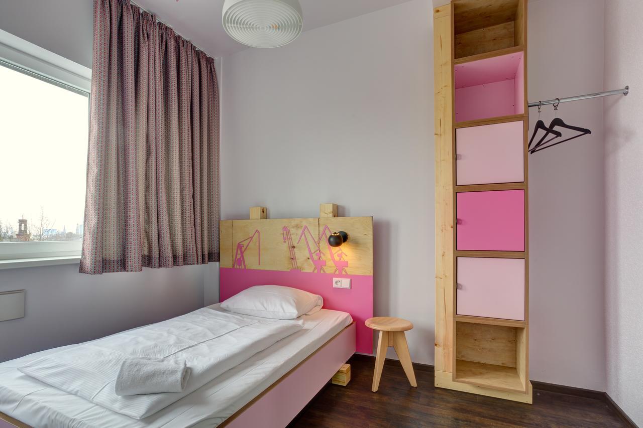 Meininger Hotel Hamburg City Center Екстер'єр фото