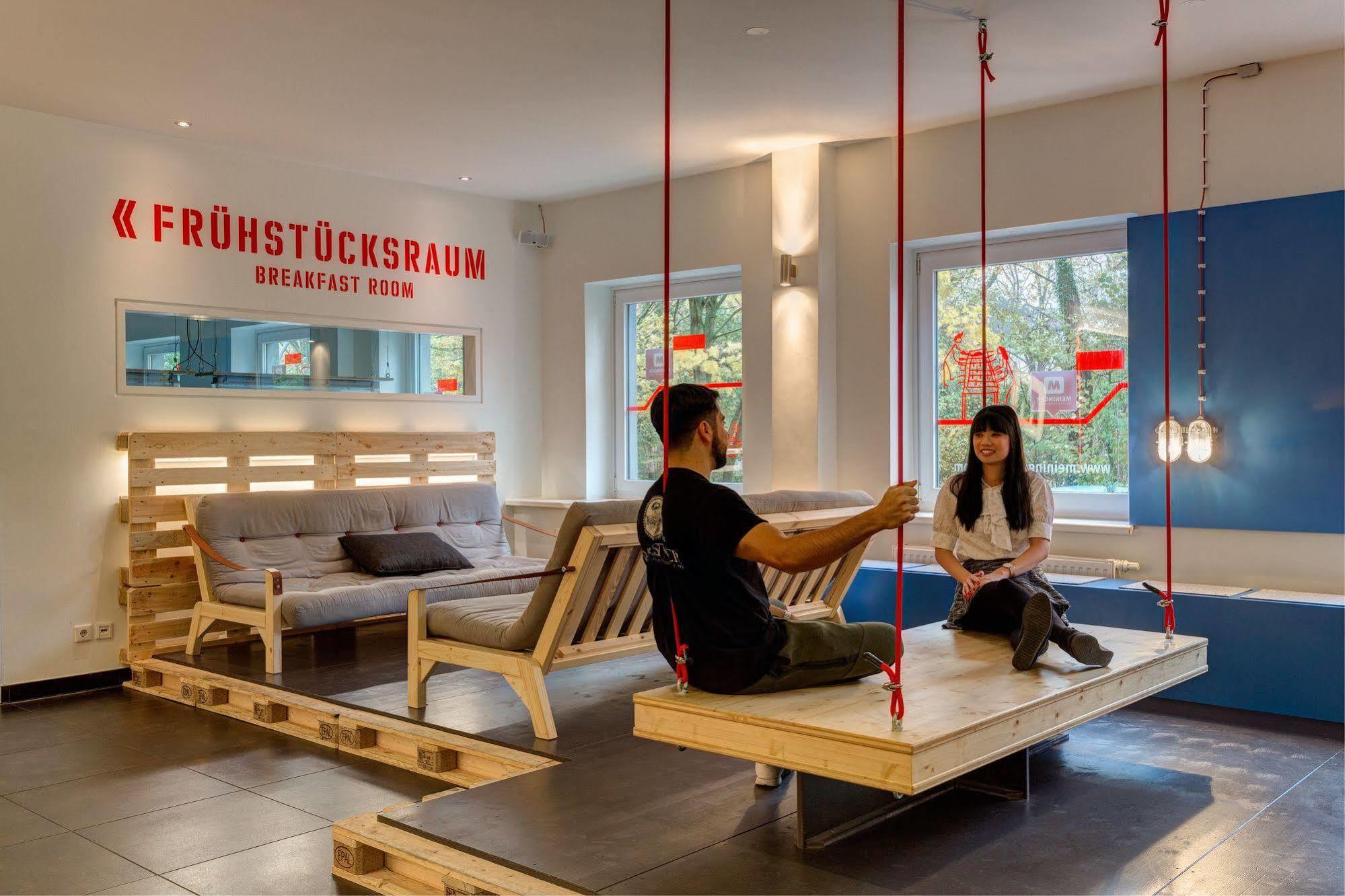 Meininger Hotel Hamburg City Center Екстер'єр фото