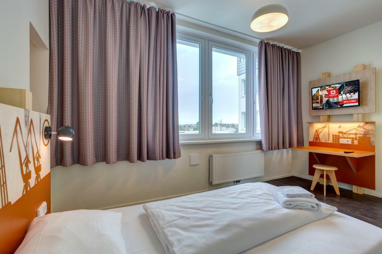 Meininger Hotel Hamburg City Center Екстер'єр фото